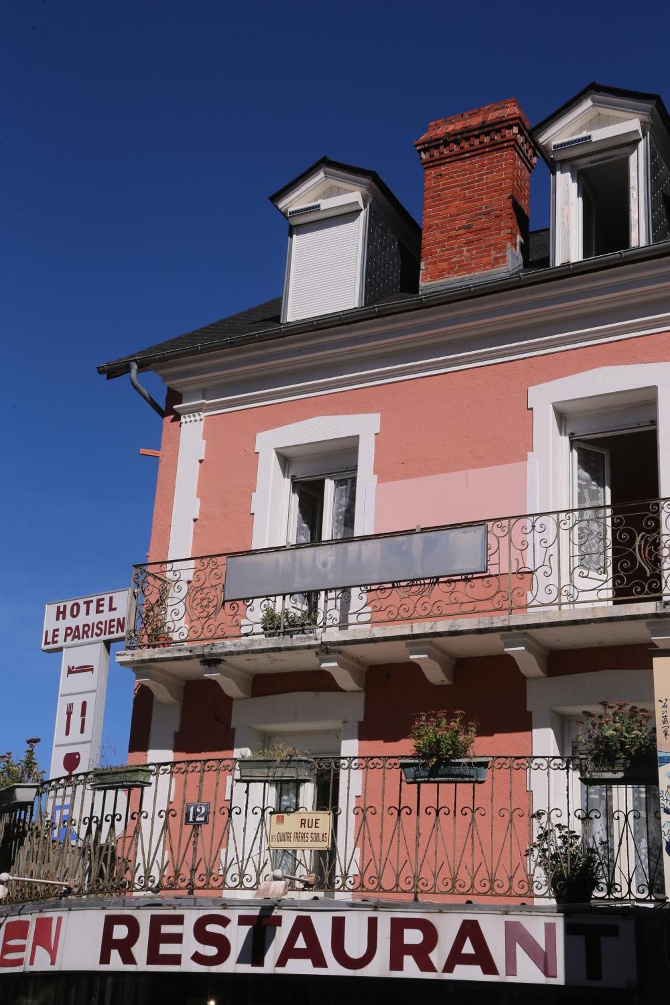 Hotel Restaurant Le Parisien Lourdes Zewnętrze zdjęcie